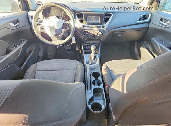 3KPC24A63NE155318 2022 HYUNDAI ACCENT Серебряный Вид панели приборов