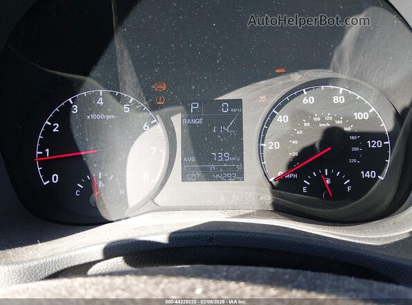 3KPC24A66LE125985 2020 HYUNDAI ACCENT Красный Вид задних сидений