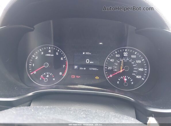 3KPF24AD0KE026802 2019 KIA FORTE Белый Вид задних сидений