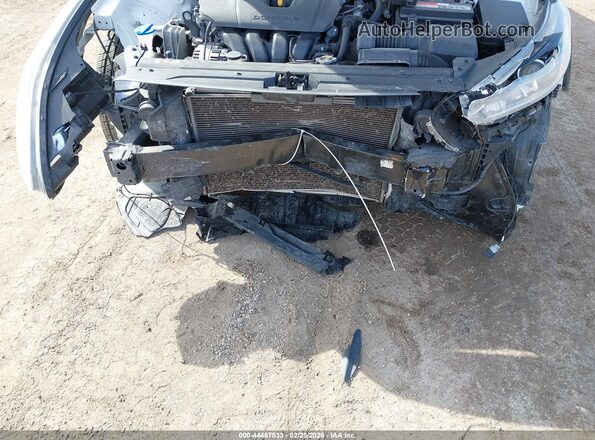 3KPF24AD0KE026802 2019 KIA FORTE Белый Вид спереди