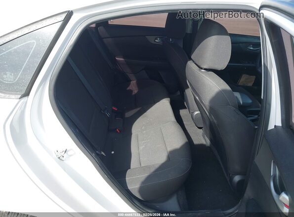3KPF24AD0KE026802 2019 KIA FORTE Белый Вид наклейки с VIN-кодом