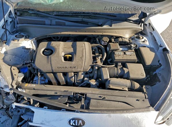 3KPF24AD0KE045740 2019 KIA FORTE White Widok wnętrza z tyłu