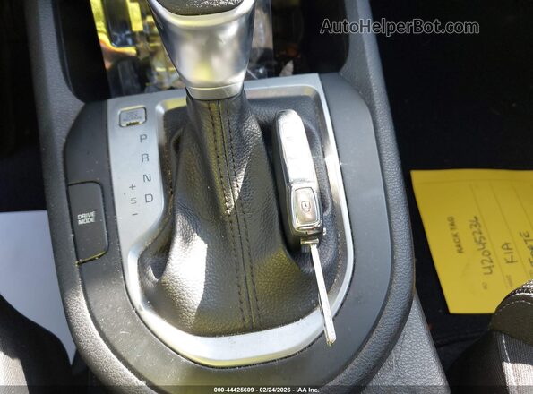 3KPF24AD1KE109347 2019 KIA FORTE Blue Widok deski rozdzielczej