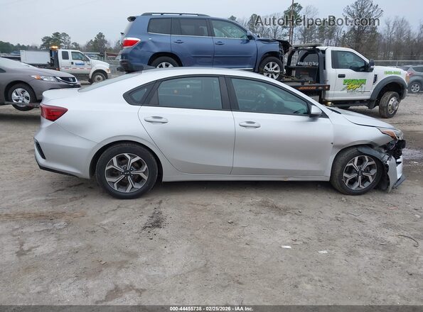 3KPF24AD2KE058957 2019 KIA FORTE Silver Սալոնի հետևի տեսք