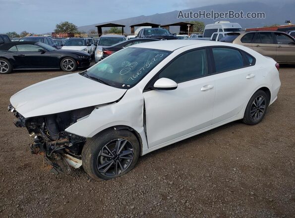 3KPF24AD2RE698046 2024 KIA FORTE Белый Передняя левая четверть