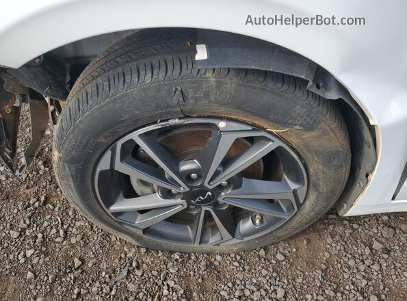 3KPF24AD2RE698046 2024 KIA FORTE Белый 
