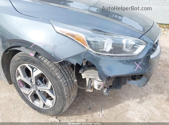 3KPF24AD3KE108698 2019 KIA FORTE Light Blue 