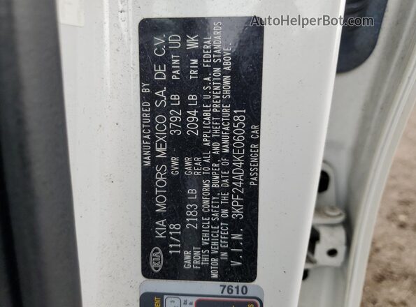 3KPF24AD4KE060581 2019 KIA FORTE White Widok komory silnika