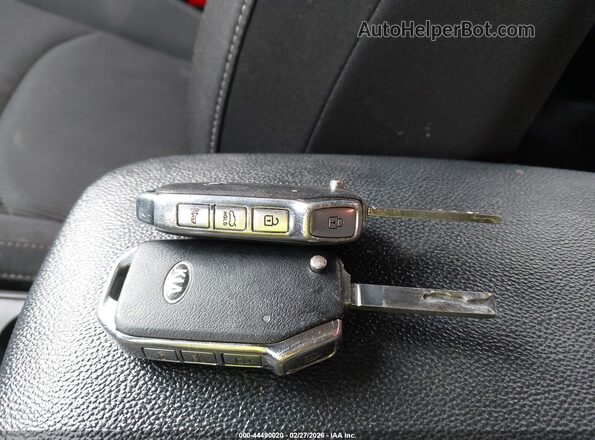 3KPF24AD4KE075985 2019 KIA FORTE Белый Вид панели приборов