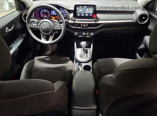 3KPF24AD4LE234277 2020 KIA FORTE Белый Вид панели приборов