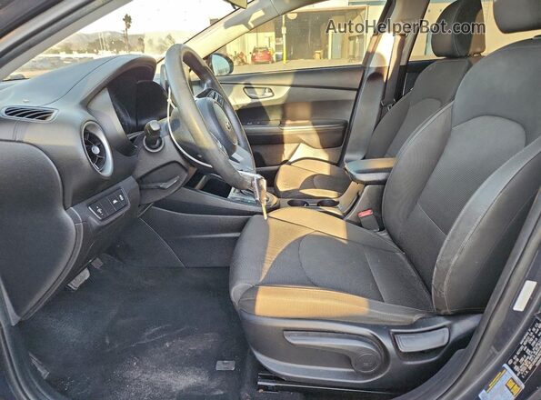 3KPF24AD5KE062291 2019 KIA FORTE Угольный Вид салона спереди