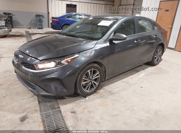 3KPF24AD5PE563687 2023 KIA FORTE Серый Передняя левая четверть