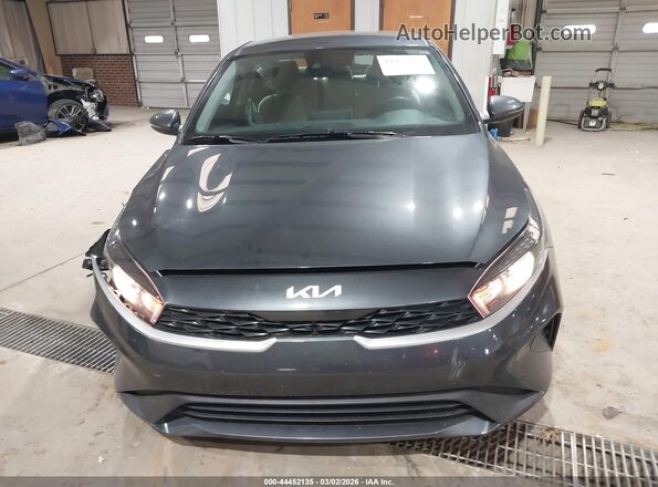 3KPF24AD5PE563687 2023 KIA FORTE Серый Вид щитка приборов