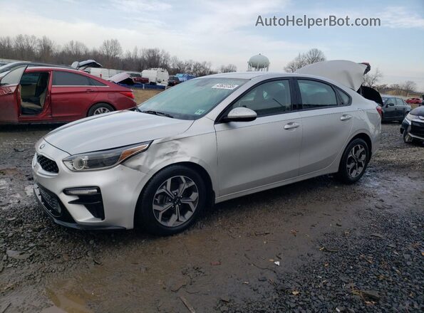 3KPF24AD6ME370492 2021 KIA FORTE Серебряный Передняя левая четверть