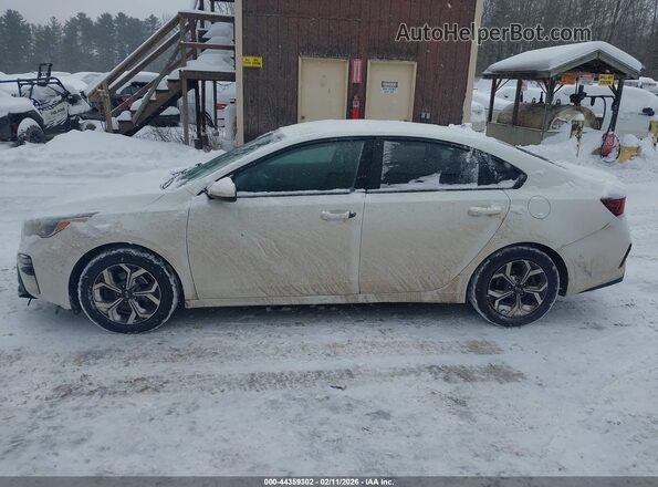 3KPF24AD7KE106615 2019 KIA FORTE Белый Панорамный вид салона 360°