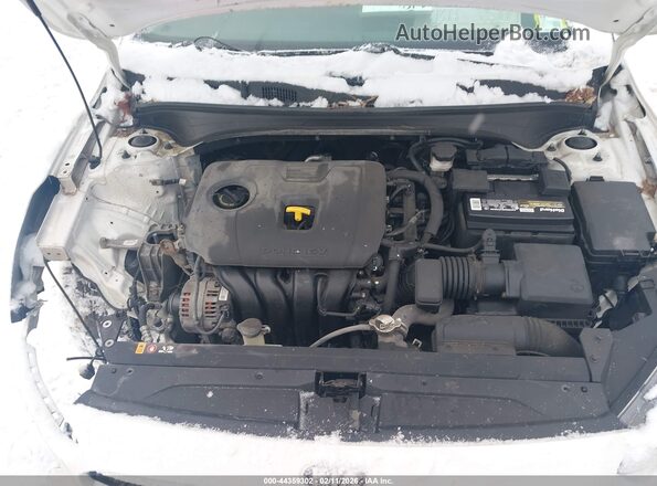 3KPF24AD7KE106615 2019 KIA FORTE Белый Вид сзади