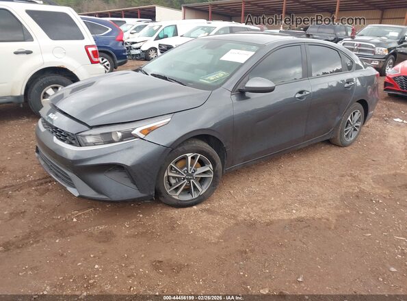 3KPF24AD7PE640043 2023 KIA FORTE Черный Передняя левая четверть