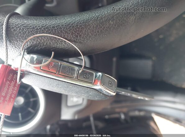3KPF24AD7PE640043 2023 KIA FORTE Черный Вид панели приборов