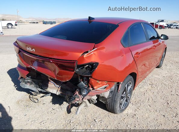 3KPF24AD8PE680941 2023 KIA FORTE Оранжевый Задняя правая четверть