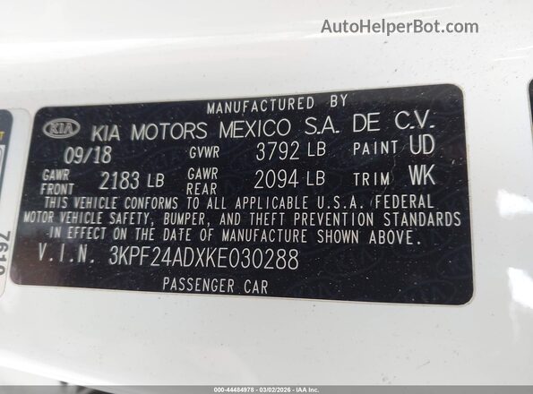 3KPF24ADXKE030288 2019 KIA FORTE White Widok komory silnika