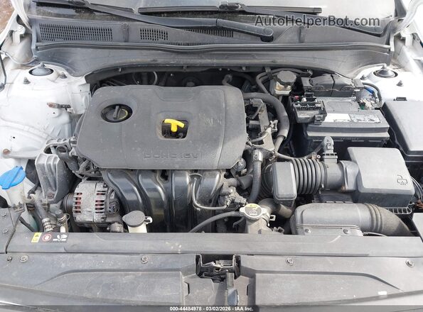 3KPF24ADXKE030288 2019 KIA FORTE White Widok z tyłu