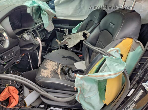 3KPF34AD0LE231941 2020 KIA FORTE Черный Вид салона спереди