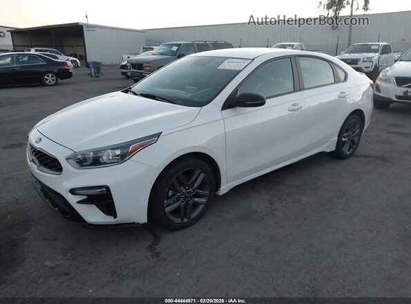 3KPF34AD0ME286763 2021 KIA FORTE Белый Передняя левая четверть