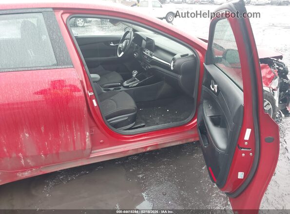 3KPF34AD5KE016747 2019 KIA FORTE Красный Вид салона спереди