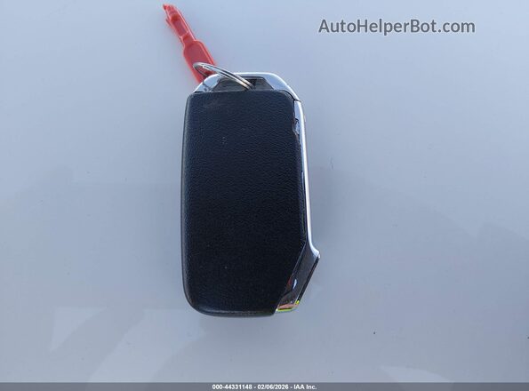 3KPF34AD6LE258061 2020 KIA FORTE Белый Вид панели приборов