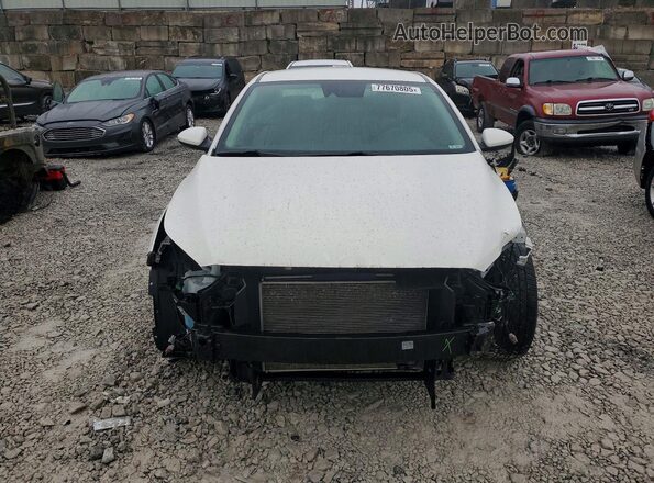 3KPF34AD9KE065062 2019 KIA FORTE Белый Вид спереди
