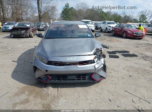 3KPF54ADXPE522270 2023 KIA FORTE Серебряный Вид задней части салона