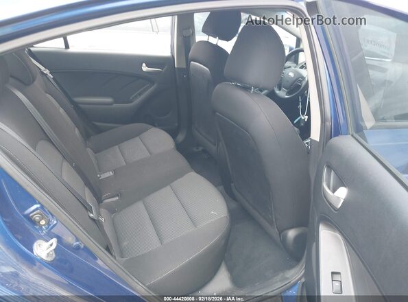3KPFK4A78HE057976 2017 KIA FORTE Синий Вид наклейки с VIN-кодом