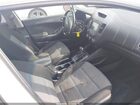 2018 Kia Forte S Белый vin: 3KPFL4A73JE219239
