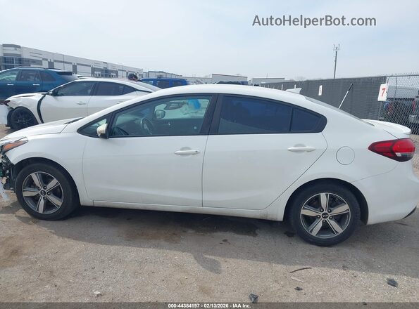 3KPFL4A73JE219239 2018 KIA FORTE Белый Панорамный вид салона 360°
