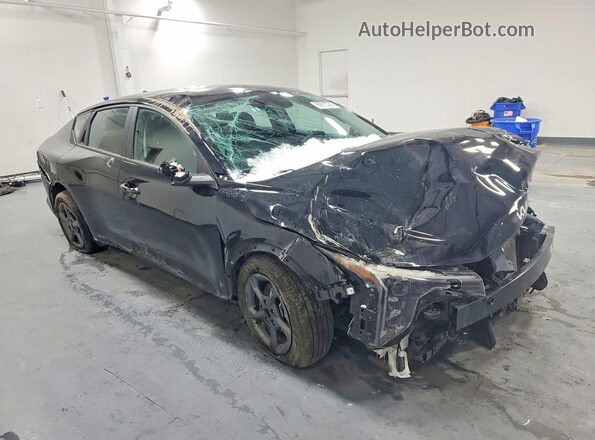 3KPFT4DE7SE103330 2025 KIA K4 Черный Передняя правая четверть