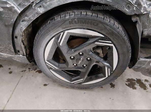 3KPFU4DE2SE080522 2025 KIA K4 Серый Вид щитка приборов