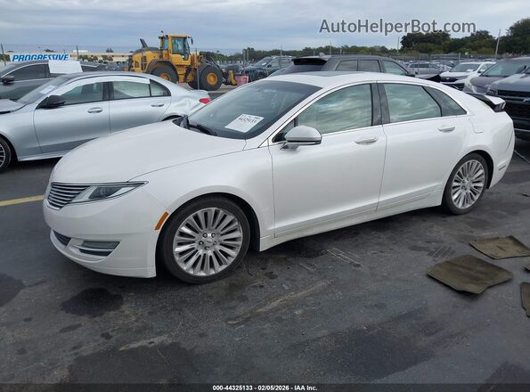 3LN6L2G90GR628678 2016 LINCOLN MKZ Белый Передняя левая четверть