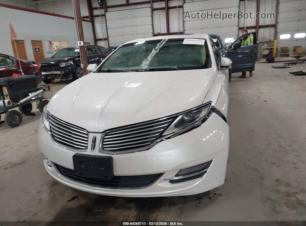 3LN6L2JK0GR628501 2016 LINCOLN MKZ Белый Вид щитка приборов