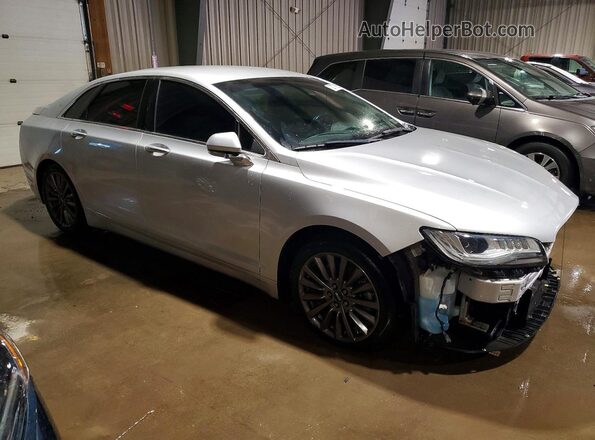 3LN6L5C96JR613648 2018 LINCOLN MKZ Серебряный Передняя правая четверть
