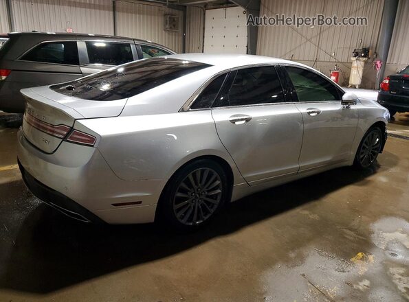3LN6L5C96JR613648 2018 LINCOLN MKZ Серебряный Задняя правая четверть