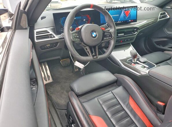 3MF23DM04S8F23433 2025 BMW M2 Черный Вид панели приборов
