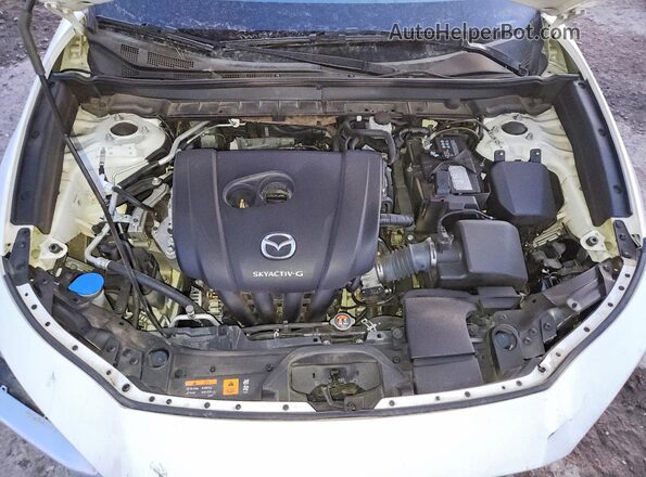 3MVDMBAL1MM213292 2021 MAZDA CX-30 White Engine compartment view