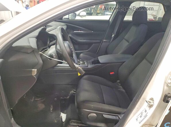 3MVDMBAM2RM647902 2024 MAZDA CX-30 White Vista interior delantera