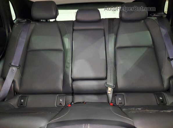 3MVDMBBM2RM682986 2024 MAZDA CX-30 Black Widok tylnych siedzeń