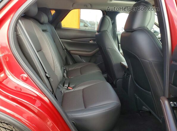 3MVDMBDY5NM445032 2022 MAZDA CX-30 Красный Вид задней части салона