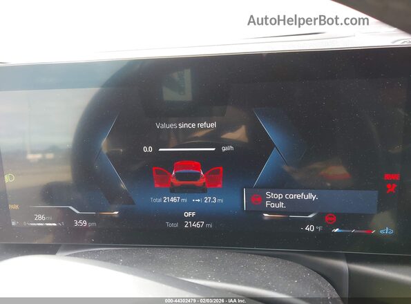 3MW49FS09R8E44761 2024 BMW M3 Красный Вид задних сидений