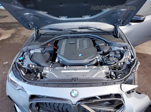 3MW53CM00S8F18348 2025 BMW M2 Gray Սալոնի հետևի տեսք