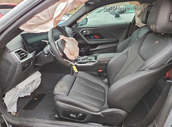 3MW53CM0XR8E82419 2024 BMW M2 Gray Widok wnętrza z przodu