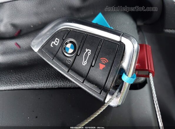 3MW5R7J09L8B16663 2020 BMW OTHER Серебряный Вид панели приборов