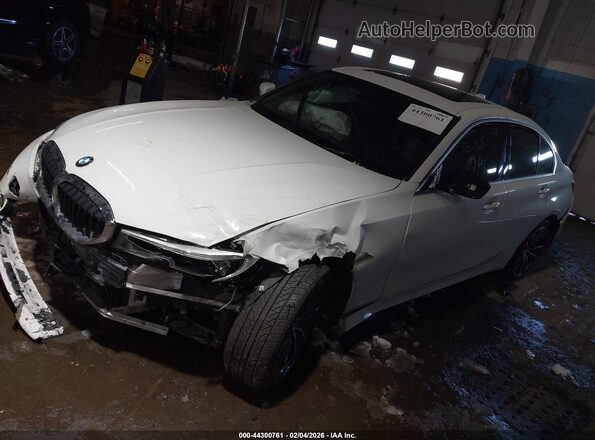 3MW5R7J0XM8B68921 2021 BMW OTHER Белый Передняя левая четверть